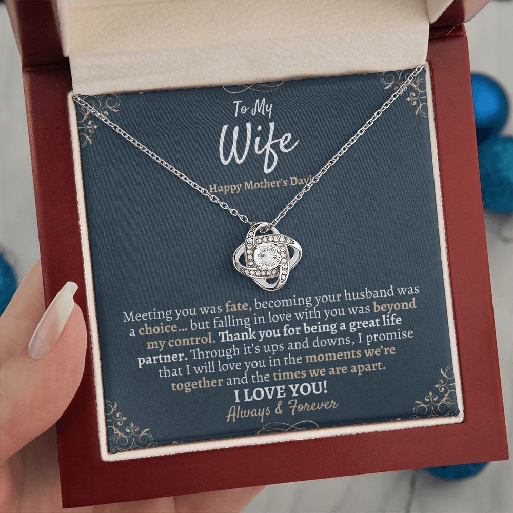 Wife Mothers Day Love Knot Necklace, Mothers Day Necklace for Wife, To My Wife Mothers Day Jewelry Gift, Best Mothers Day Gift from Husband