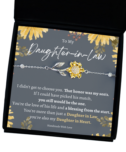 Daughter in Law Gifts Bracelet From Mother in Law To My Bonus Daughter in Law Honor Pendant Jewelry with Message Card and Gift Box Surprise Gift for Daughter in Law